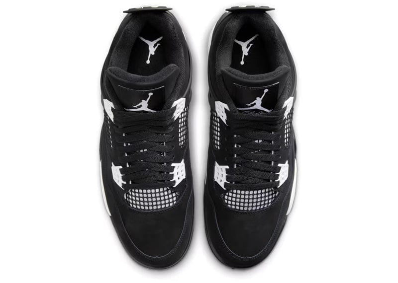 Jordan 4 Retro “White Thunder”