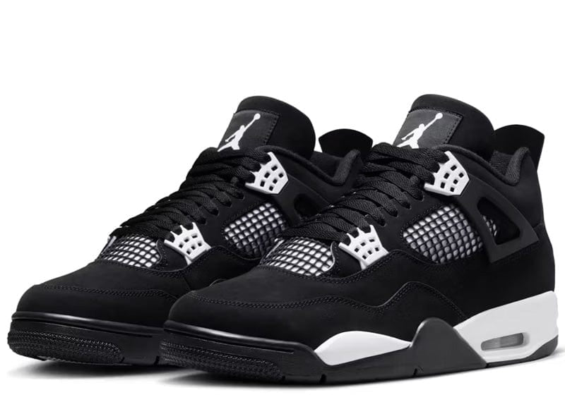 Jordan 4 Retro “White Thunder”